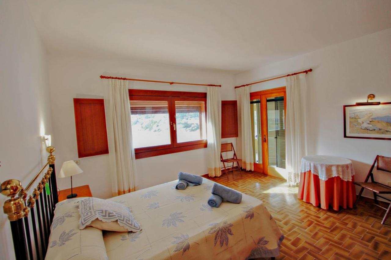 El Portet - Beachfront Holiday Home With Private Pool In Moraira Exterior photo
